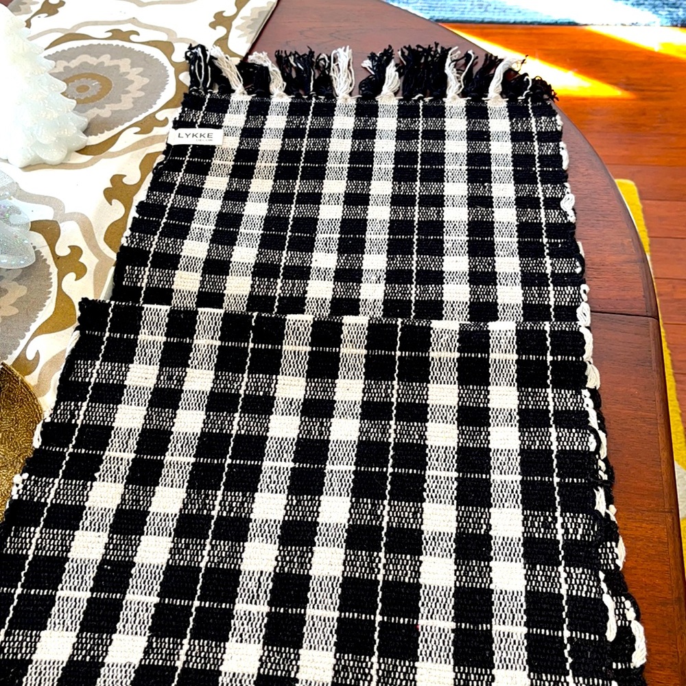 Table Runner Black & White 78 inches long